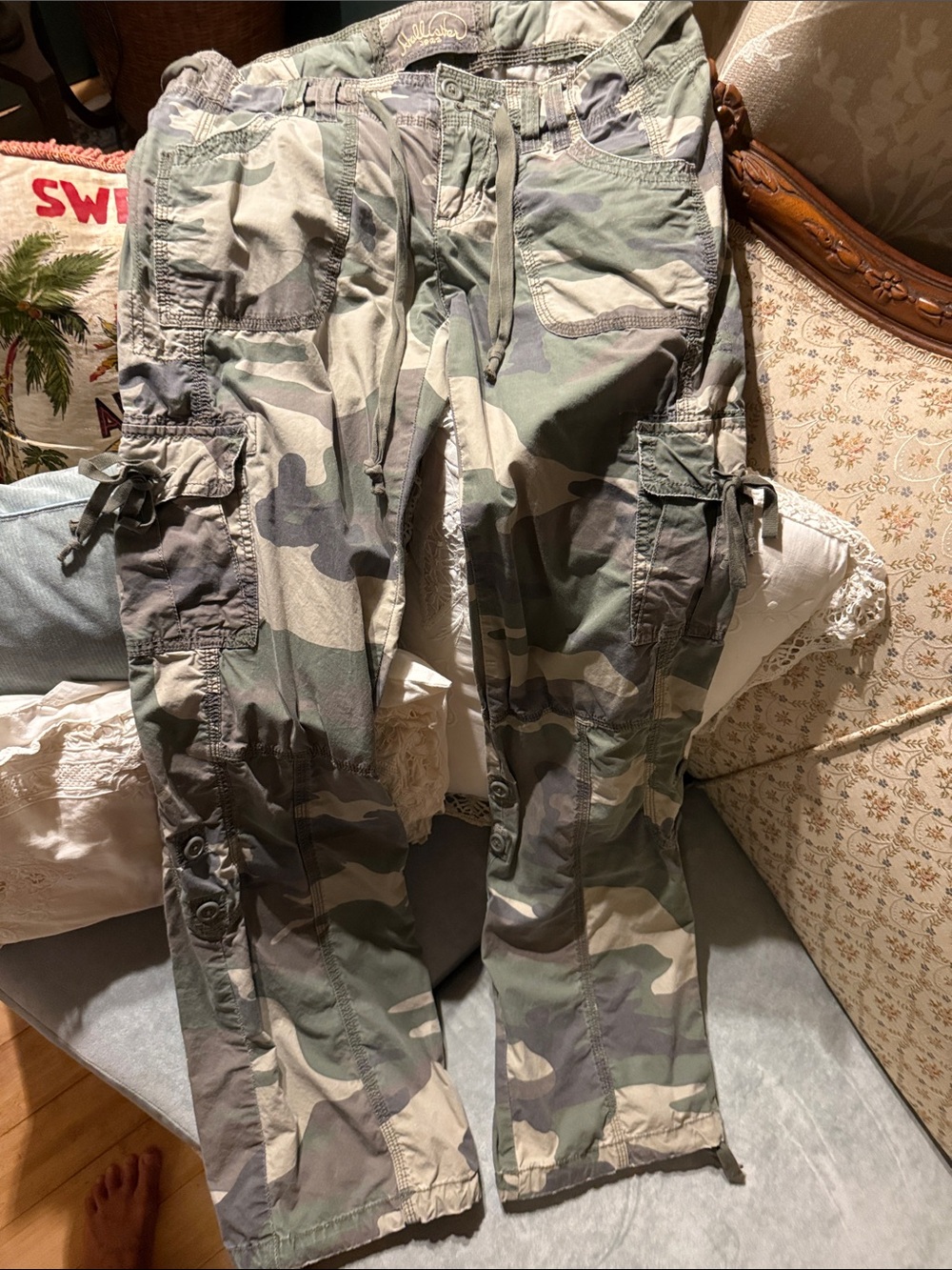 Hollister Women's Camo Cargo Pants